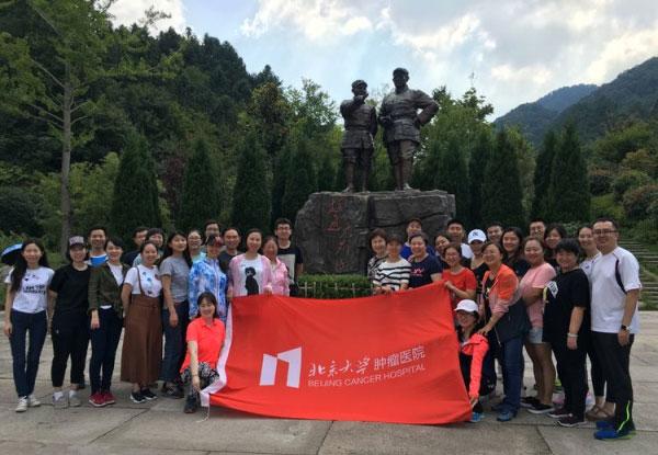 这届年轻人对黄金逐渐上头，老板娘：20年前来买金的都是中年人