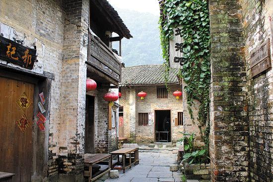 嵩山少林寺为河南上分！一起来探索禅武合一的佛教圣地！